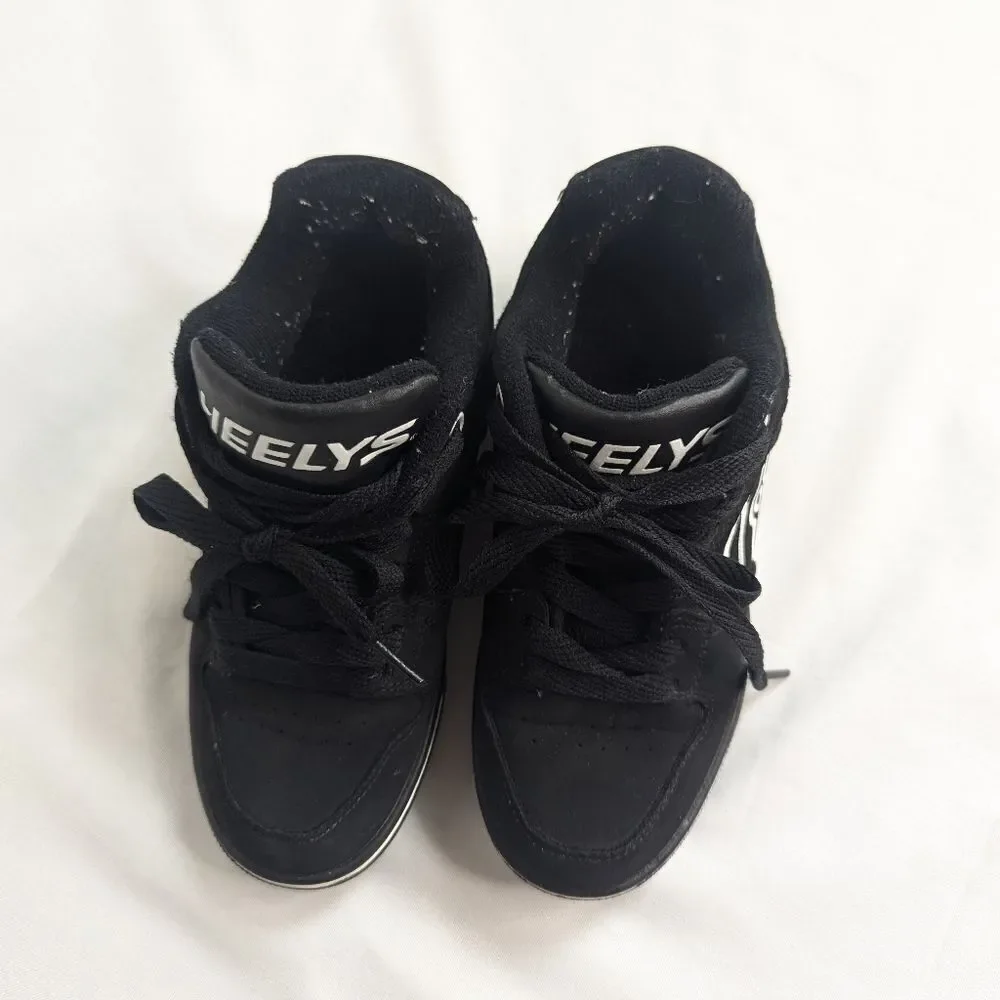 Heelys Black and White Skate Sneakers Size 2